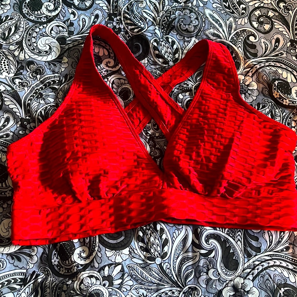 Red sports bra XL